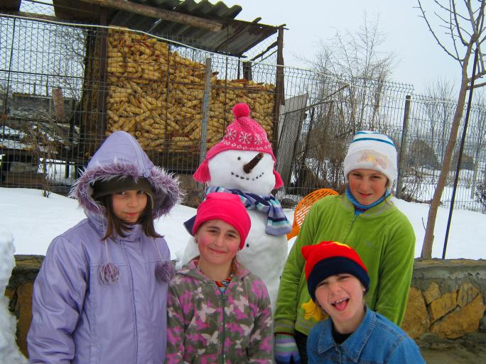 Children at Casa Valentin in Winter
